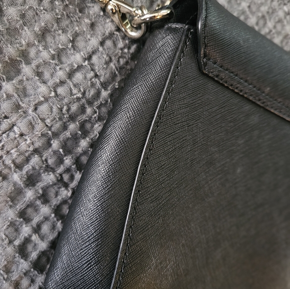 Kate Spade Black Saffiano Leather Crossbody Chain Strap Bag - Picture 8 of 9